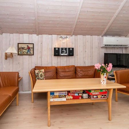 8 Person Holiday Home In Hovborg Extérieur photo