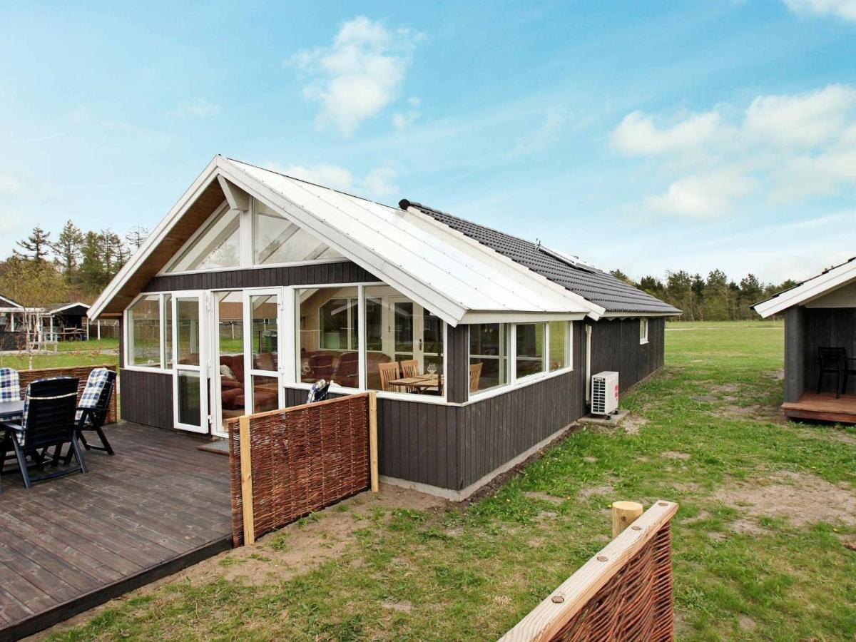 8 Person Holiday Home In Hovborg Extérieur photo
